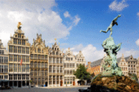Antwerp Hosts Traditional Laundry Day