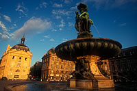 Bordeaux Travel Guide
